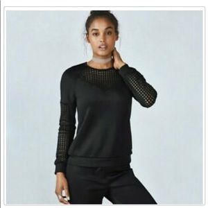 Fabletics Tilly Black Lazer Cut Sweatshirt, Crew Neck, Long Sleeve Active, LG